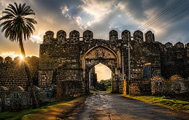 Gulbarga Fort: History, Timings, Entry Fee &amp; Travel Guide